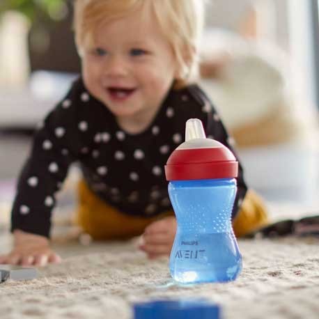 Philips Avent, Weicher Becher mit Trinkschnabel, bissfest,  Blau/Rot , Ab 9 Mon.