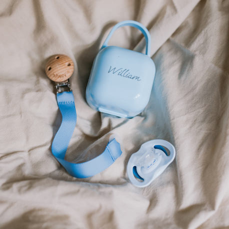 Kubisk Nappbox med namn, 2-pack, Finns i flera färger