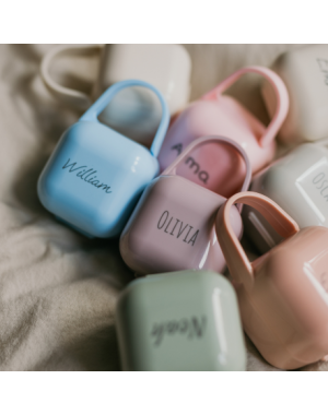Kubisk Nappbox med namn, 2-pack, Finns i flera färger